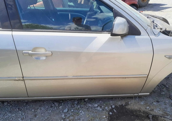 Ford Mondeo cena 999 przebieg: 180000, rok produkcji 2004 z Pleszew małe 121